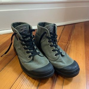 Palladium Men’s Pampa Hi Canvas Boot